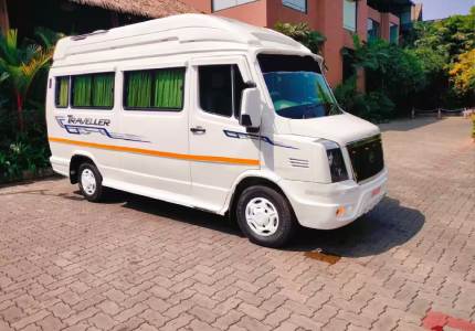 12 Seater Tempo Traveller