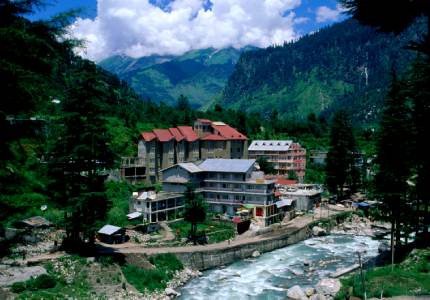 Amritsar Manali Tour