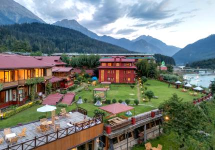 Jammu – Srinagar-Sonmarg-Pahalgam-Gulmarg Tour
