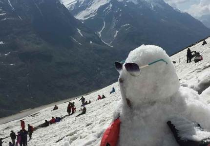 Short Break to Snow: Manali Express Tour